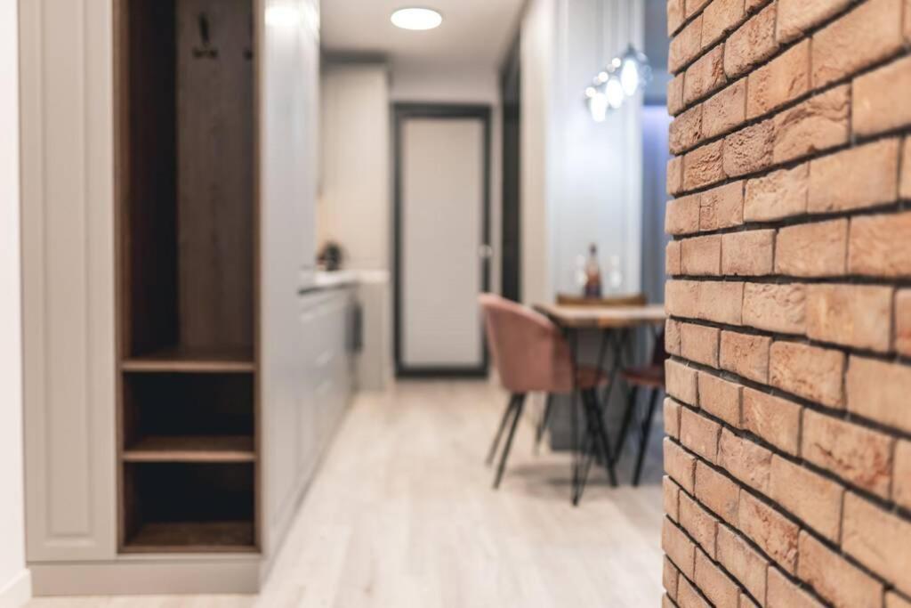 Ferienwohnung Briana Luxury Panoramic View Cluj-Napoca Exterior foto
